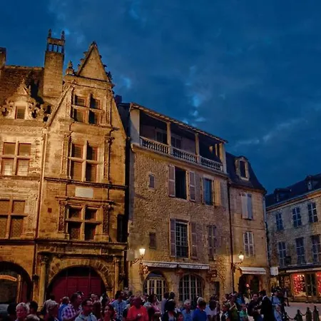 La Grange-la Benechie Holiday home Sarlat-la-Caneda